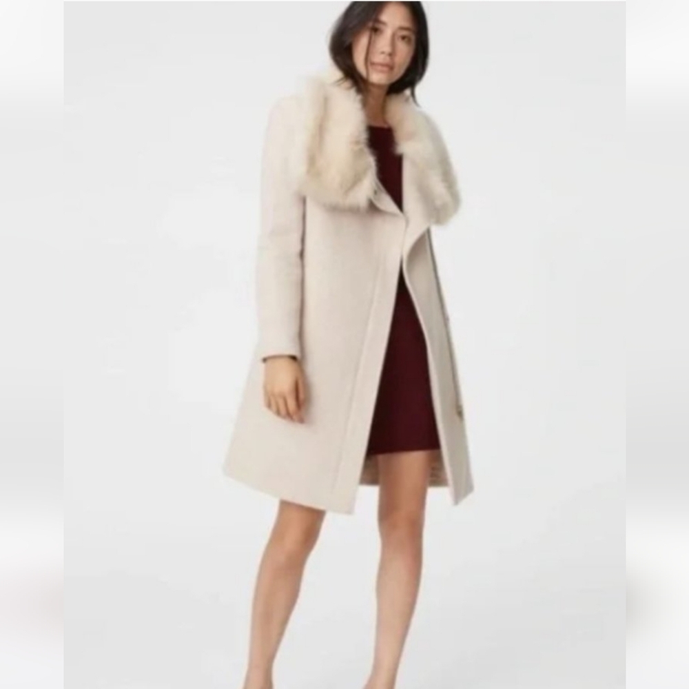 Club Monaco Evangah Wool Coat With Faux Fur Collar  S